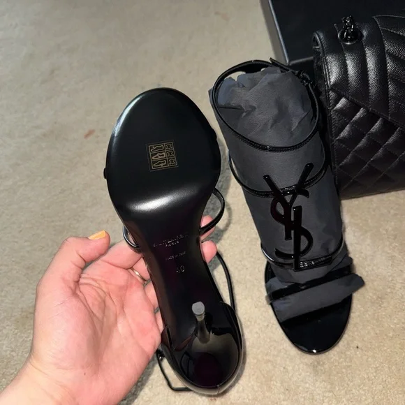 Saint Laurent Black Patent Heels - Picture 2 of 4